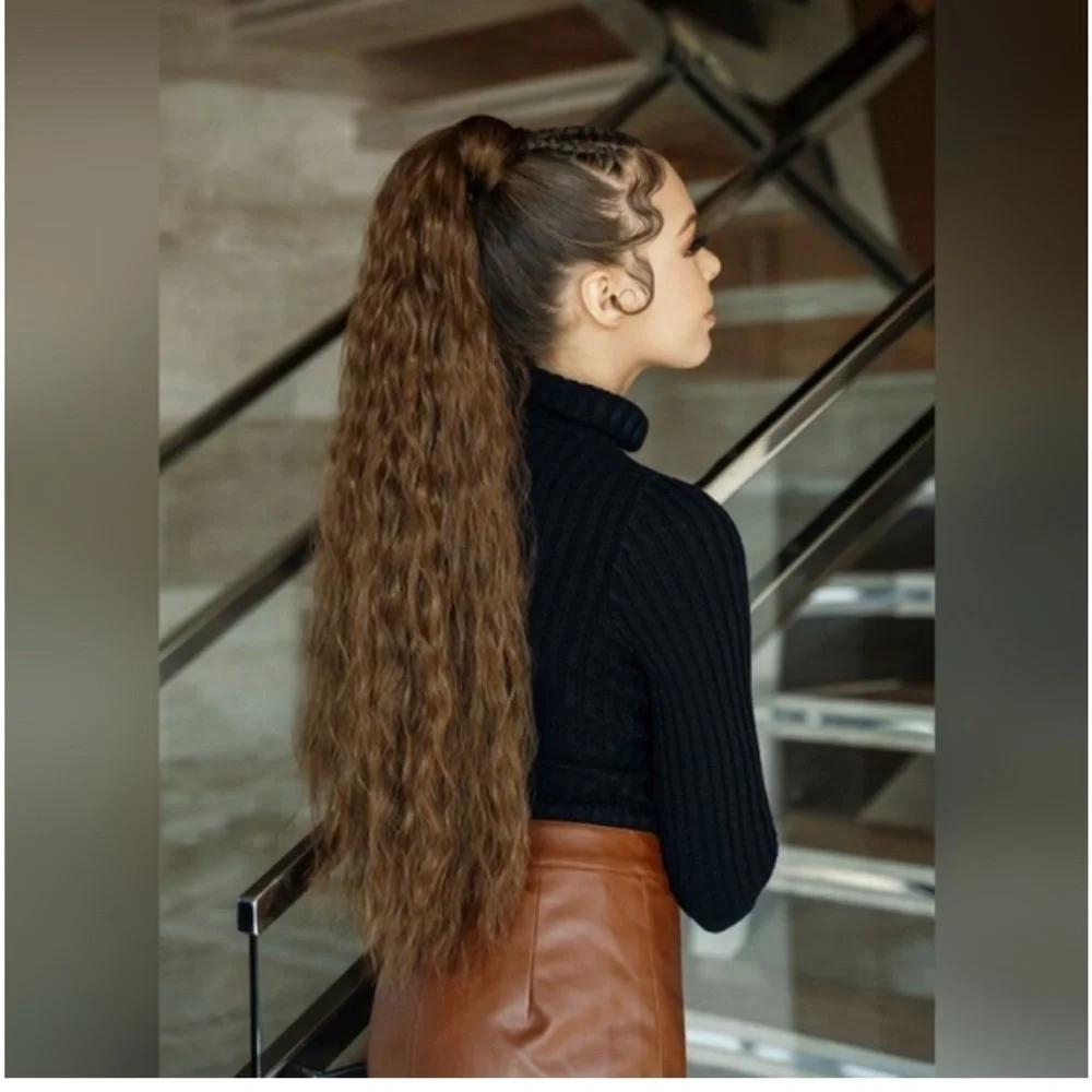 PrettyParty Ponytail Hair Extension CapriiWavey 26